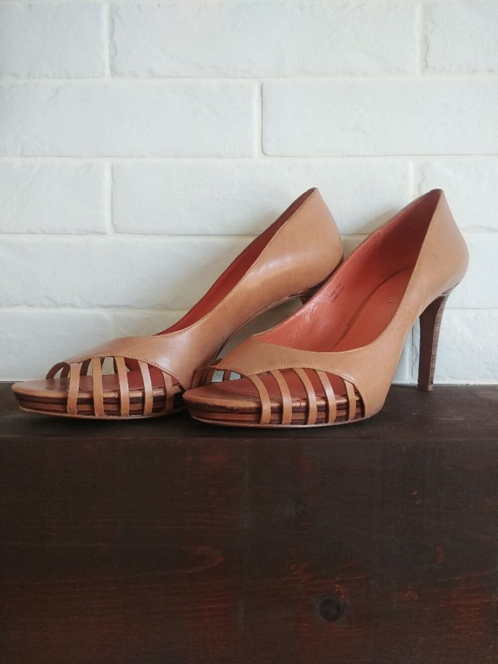 Via Spiga real leather tan orange heels cutout details size 10